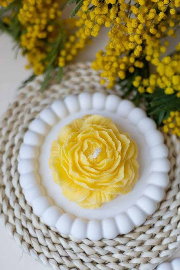 Yellow peony candle
